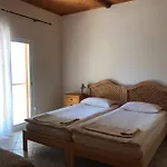 Quinta Shangri-la Pensión *